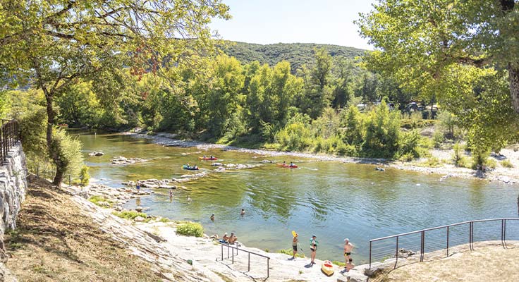 Gorges de l'ard&egrave;che, proche du camping L'Ard&eacute;chois - Vallon-Pont-d'Arc