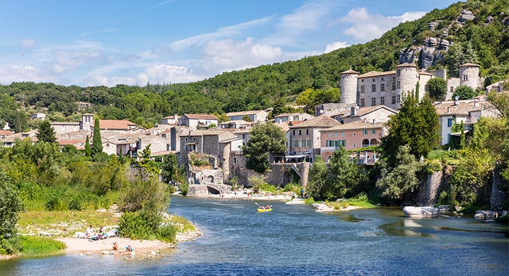 Vog&uuml;&eacute;, en Ard&egrave;che