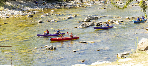 Accès à la rivière depuis le camping L'Ardéchois - Vallon-Pont-d'Arc