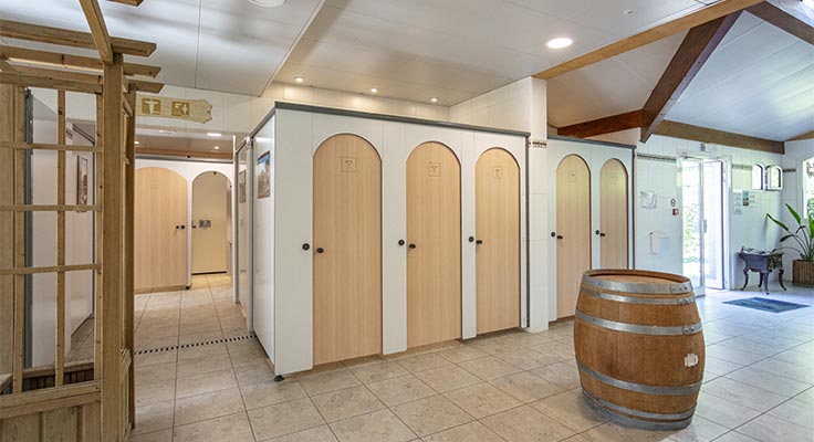 Sanitaires du camping L'Ard&eacute;chois - Vallon-Pont-d'Arc